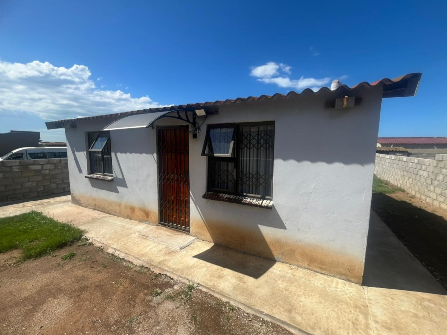 2 Bedroom Property for Sale in Kwazakhele Eastern Cape